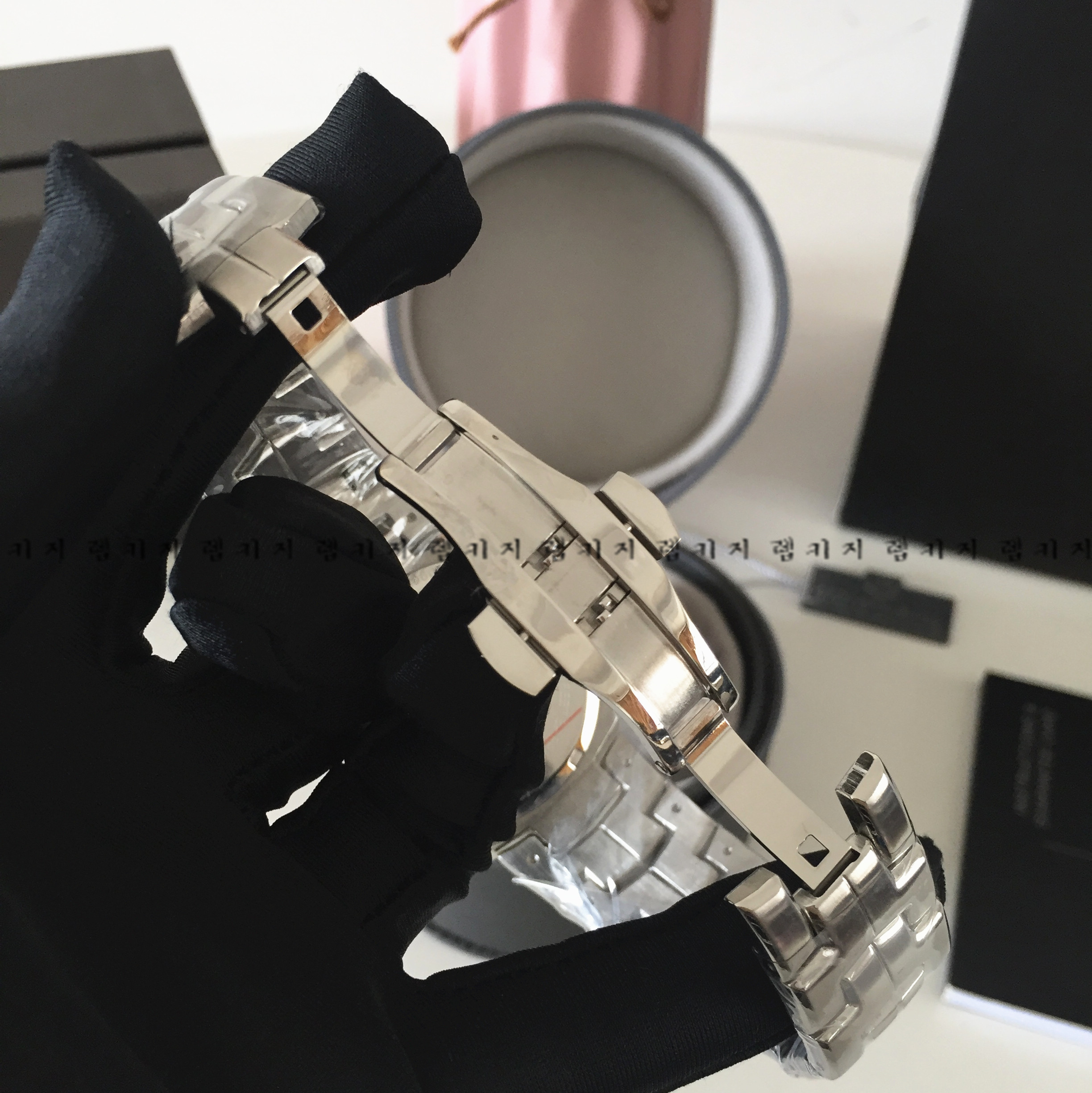 태그호이어 블랙다이얼 칼리버 17 메탈시계